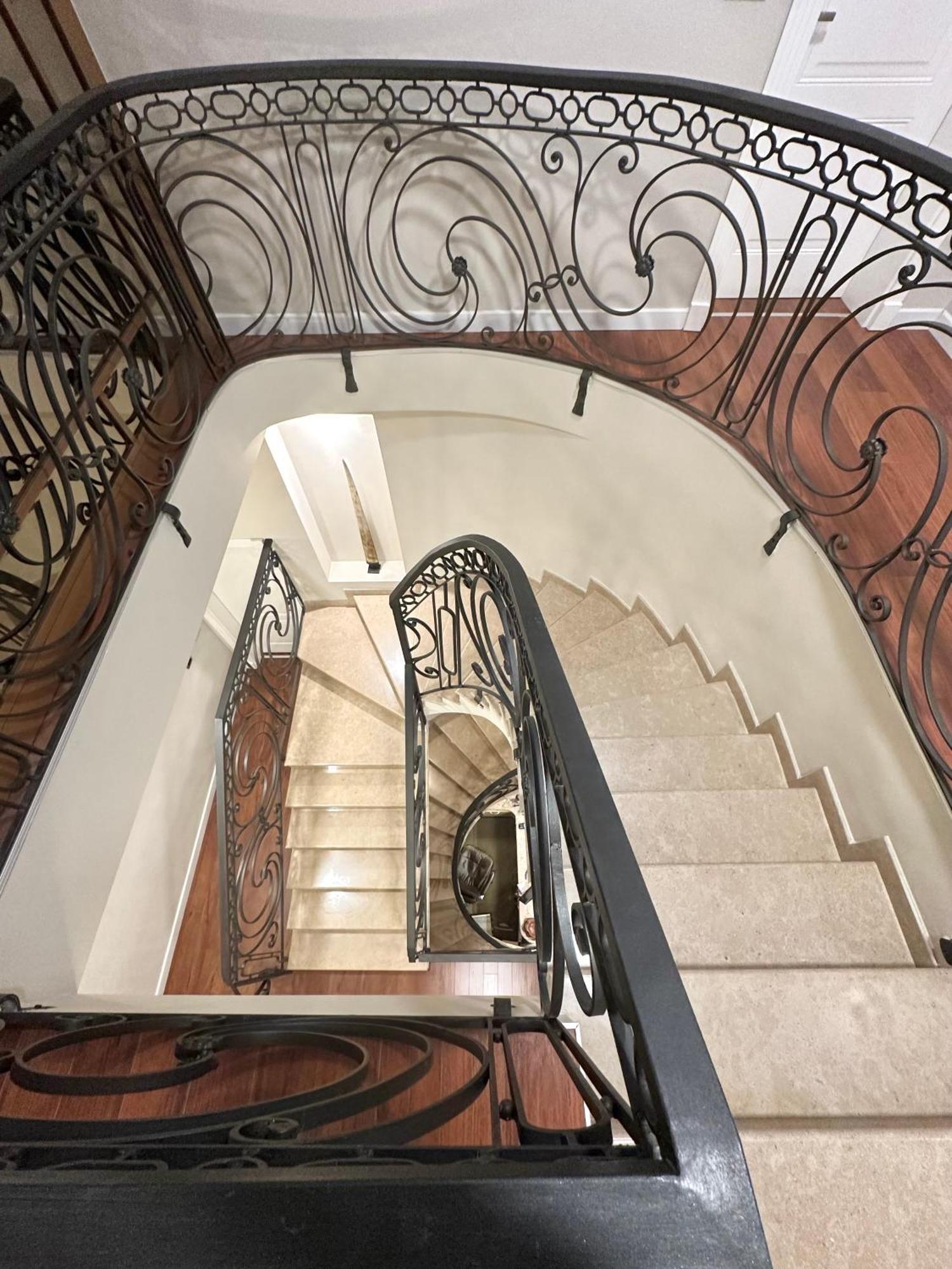 Monun Boutique Hotel ティラナ エクステリア 写真